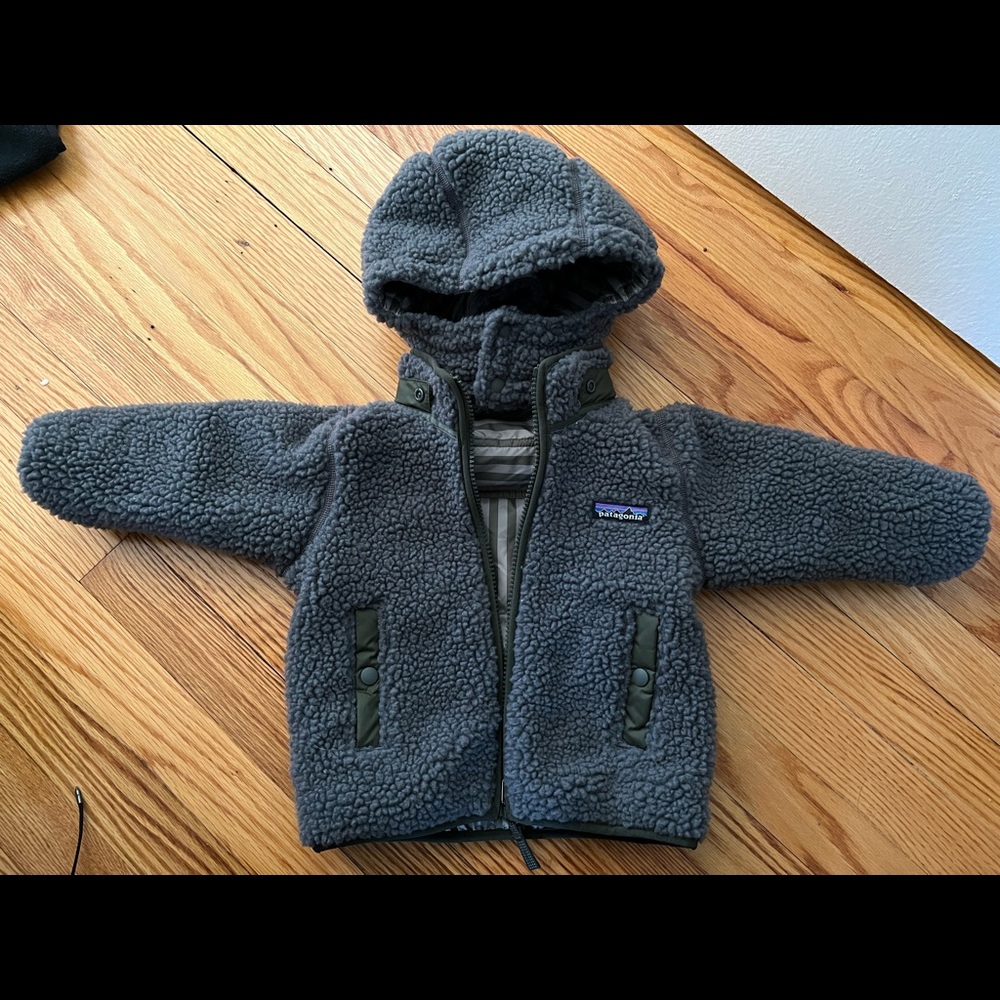 Patagonia 12-18M reversible fleece/jacket
